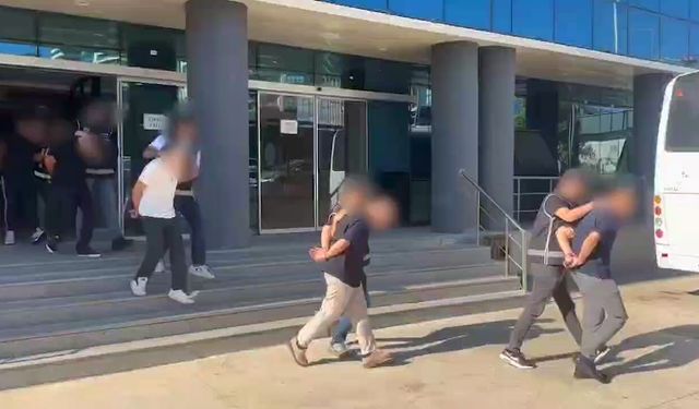 Tefecilik soruşturmasında kritik operasyon: Silah, nakit ve tapular bulundu