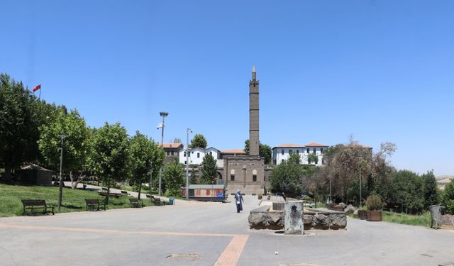 Diyarbakır'da hava 40 dereceyi geçti