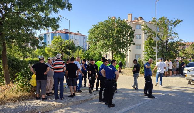 Edirne’de komşular arası silahlı kavga: 1’i ağır 3 yaralı
