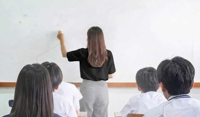 Eğitim Sen Mersin Şubesi'nden MEB'in yeni sınav uygulamasına eleştiri