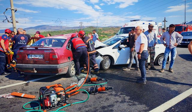 Feci kaza: 7 kişi yaralandı!