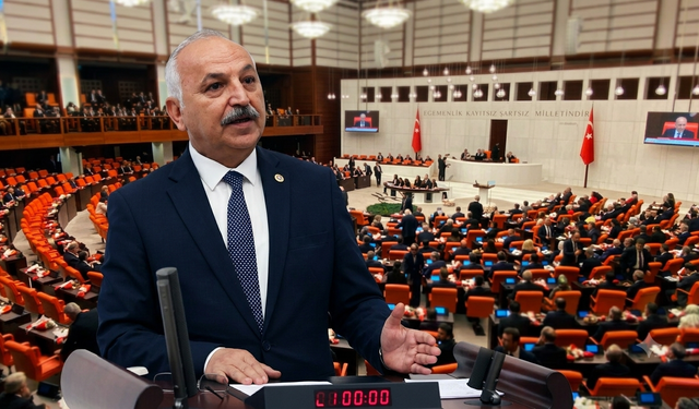 Dinçer'den Esnafa Sicil Affı ve Faizsiz Yapılandırma İçin Kanun Teklifi