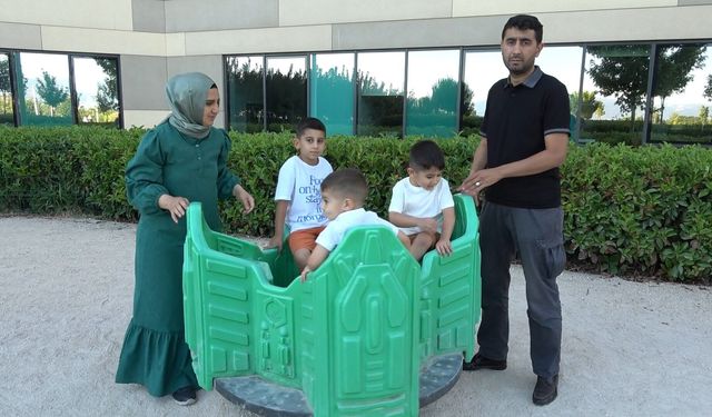 Yüzlerce hastayı hayata bağladı oğluna şifa arıyor