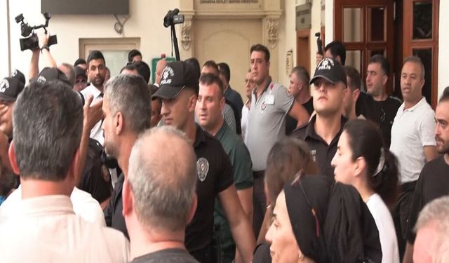 Adana’da servisçilerden plaka isyanı