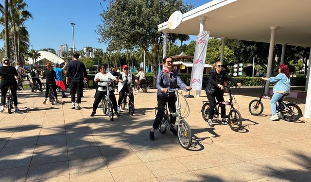 Mersin'de ücretsiz bisiklet eğitimlerine kadınlardan yoğun ilgi