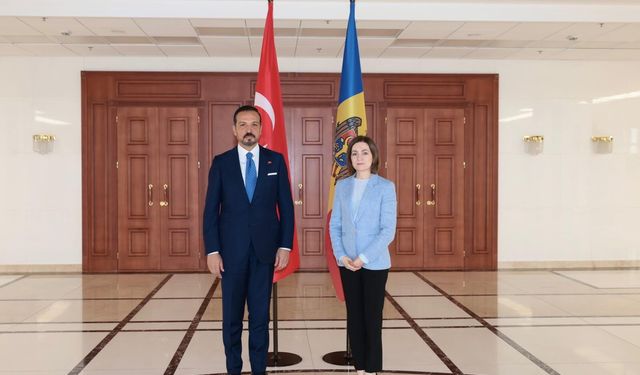 AK Partili Zorlu, Moldova Cumhurbaşkanı Sandu ile görüştü