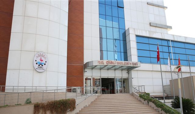 Belediye Başkanın aracına silahlı saldırı yapıldı