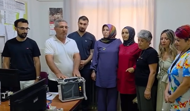 Annesinin ve babasının anısını 200 bin liralık bağışla yaşattı