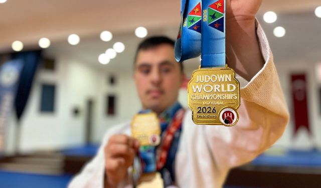 Down sendromlu Ahmet, judoda dünya şampiyonu oldu