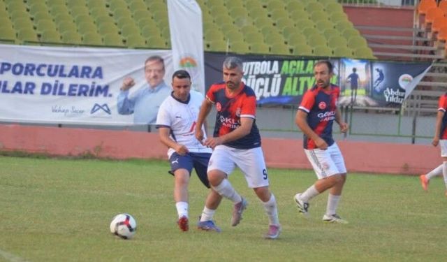 Ayvagediği Futbol Turnuvası’nda çeyrek final heyecanı