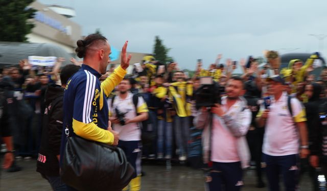 Sağanakta Fenerbahçe coşkusu