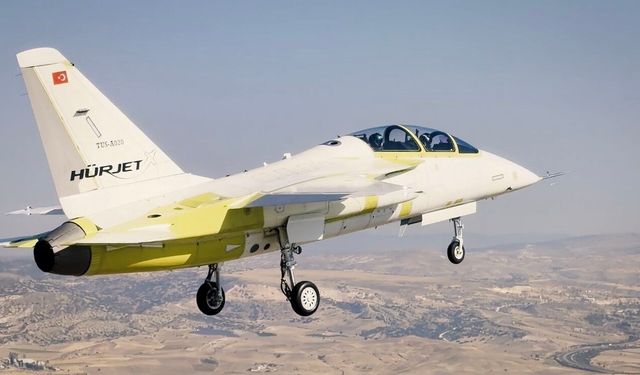 İlk HÜRJET, teslimat öncesi uçuşunu başarıyla gerçekleştirdi