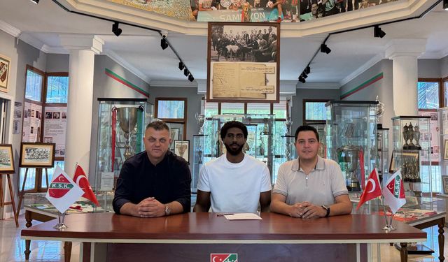 Karşıyaka'dan Muhaymin Mustafa hamlesi