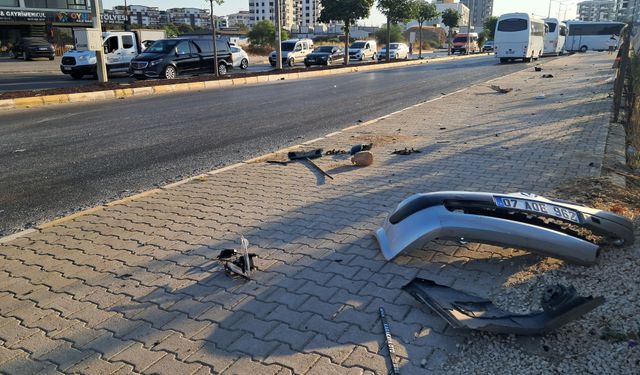 Yardım için durduğu kazada ölen oğlu çıkınca dünyası yıkıldı