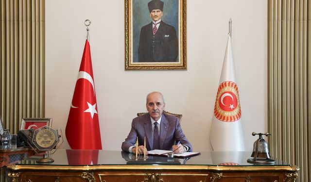 Kurtulmuş, 'Milli Dayanışma ve Toplumsal Bütünleşmenin Güçlendirilmesine Dair Kanun Teklifi'ni imzaladı