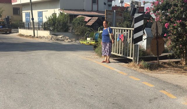 Demirhisar’da dolmuş durağı talebi: Yazın güneş, kışın yağmur altında bekliyorlar