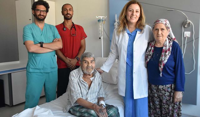Yeni kalp kapağı köprücük altından takıldı