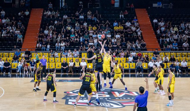 Mersin Spor Kulübü evindeki ilk maçtan galibiyetle ayrıldı