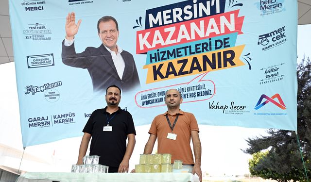 Büyükşehir üniversite öğrencilerini otogarlarda karşılıyor