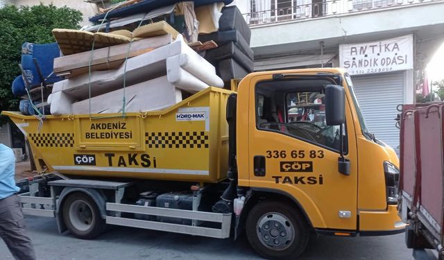 Akdeniz’de temizlik ekipleri 65 mahallede sahada