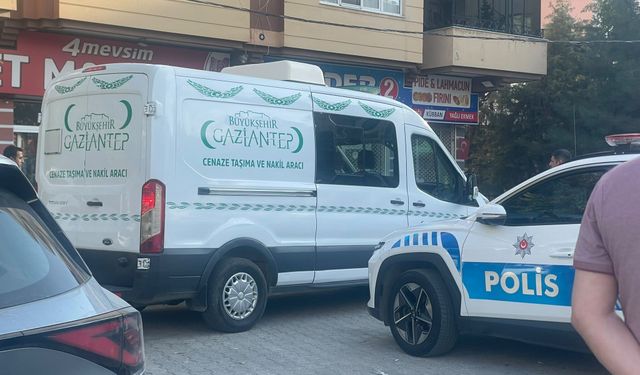 Önce arkadaşını vurdu, ardından yaşamına son verdi