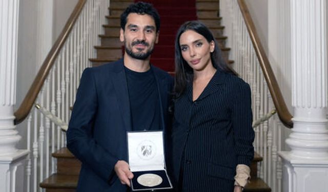 İlkay Gündoğan'a Mevlüde Genç Madalyası