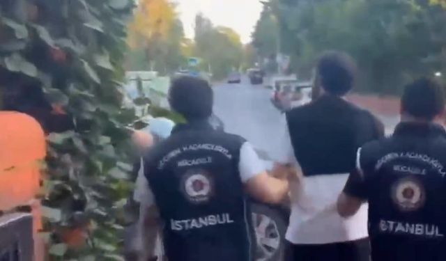 Sahte belgelerle vatandaşlık satıyorlardı