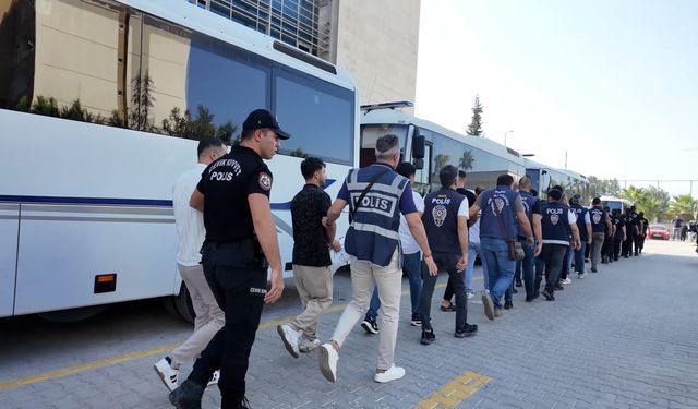 Tarsus'ta yasa dışı bahis operasyonu: 30 şüpheli tutuklandı