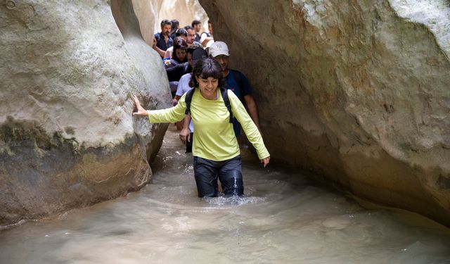Kurtçukuru Kanyonu’nda muhteşem doğa yürüyüşü