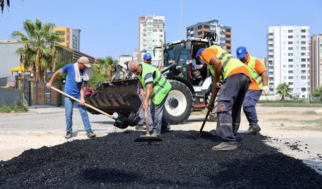 Toroslar’da yol ve üstyapı çalışmaları hız kesmeden sürüyor
