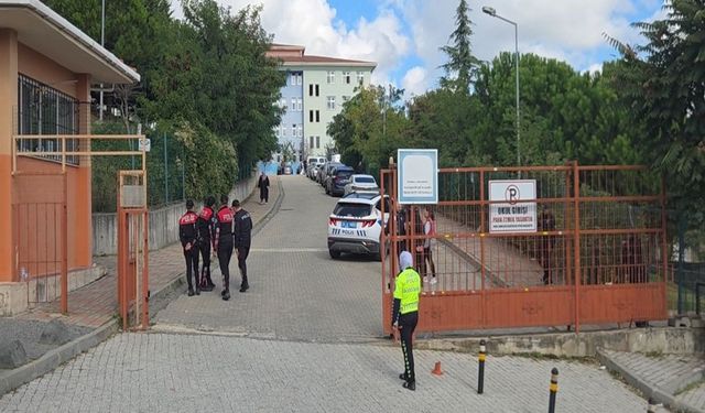 Şiddetin önlenmesine yönelik okullarda felsefe dersi önerisi