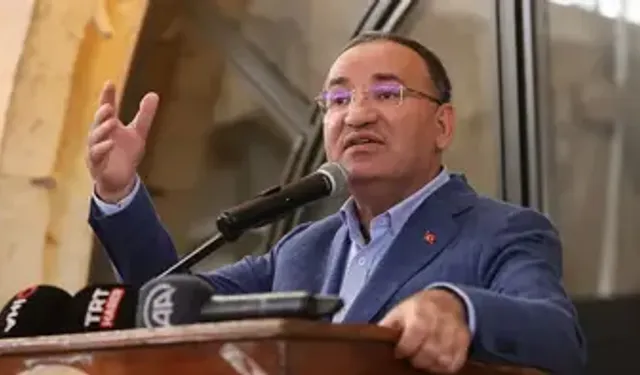 AK Parti'li Bozdağ, TBMM Başkan Vekilliği görevinden istifa etti