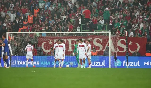 Montella, İtalya yenilgisi sonrası kadroyu değiştirdi