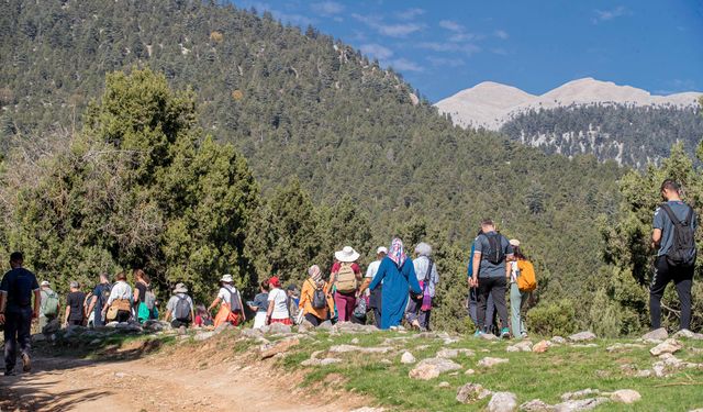 Büyükşehir’le Torosların eşsiz doğasında tarihe yolculuk