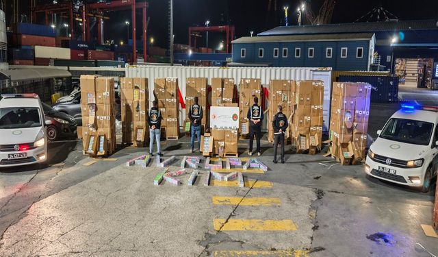 310 milyon liralık kaçak elektronik sigara operasyonu