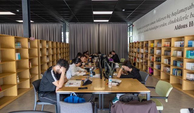 Mersin’de öğrencilerin adresi büyükşehir okuma salonları