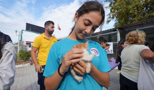 Tarsus’ta minik öğrencilerden can dostlara anlamlı ziyaret