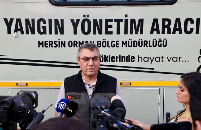 Mersin Silifke’de Orman Yangını: 190 Kişi Tahliye Edildi, 10 Helikopterle Müdahale Sürüyor