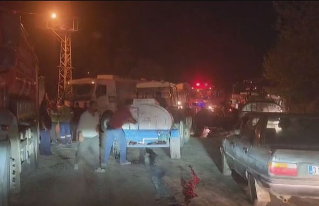 Hatay Hassa’da Orman Yangını Büyüyor, Evler Tahliye Ediliyor