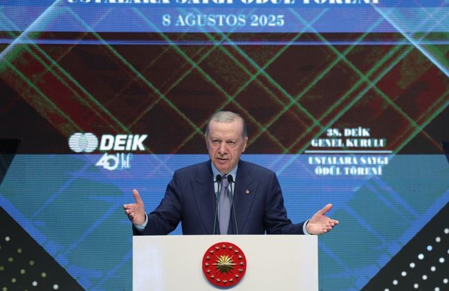 Cumhurbaşkanı Erdoğan: “DEİK ile Türkiye Ekonomisi 40 Yılda Dünyaya Açıldı”