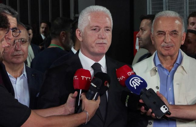 İstanbul Valisi Davut Gül: “Protokol Tribünü Kurallara Uymalı, Herkes Biletini İşleterek Maça Girmeli”