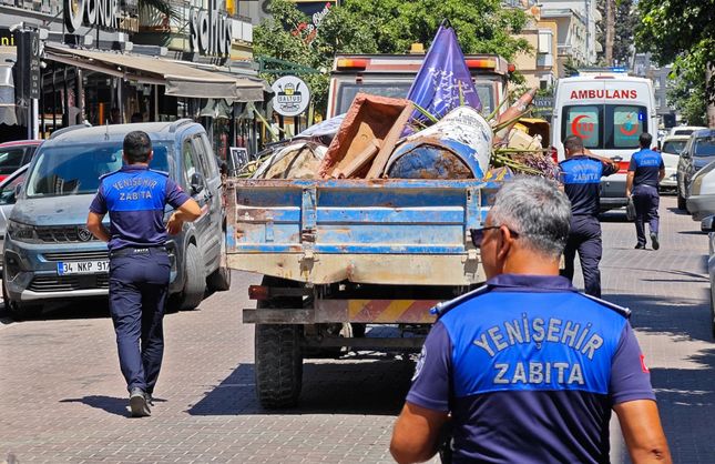 Mersin Yenişehir’de Kaldırım ve Yol İşgali Denetimlerine Devam