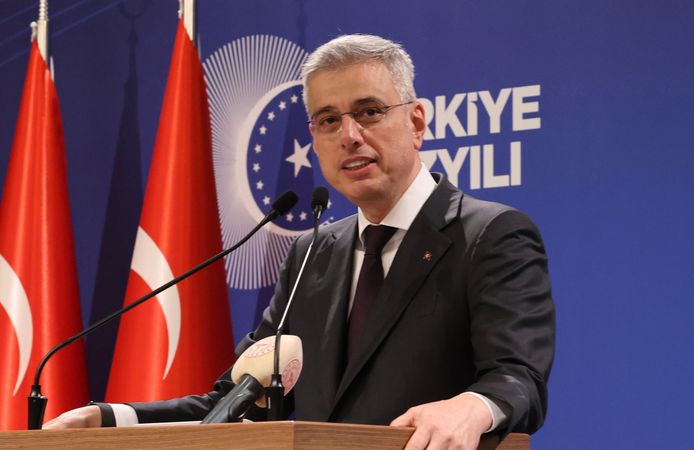 Bakan Memişoğlu, sağlık çalışanlarıyla iftar yaptı