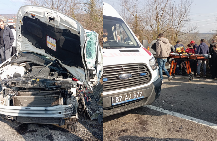 Servis midibüsü ile otomobil çarpıştı: 13 yaralı