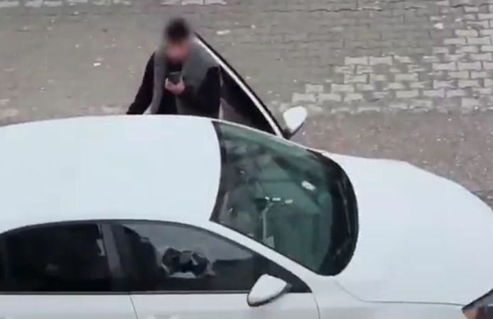 Gaziantep’te firari hükümlü polisi tabanca ile tehdit etti