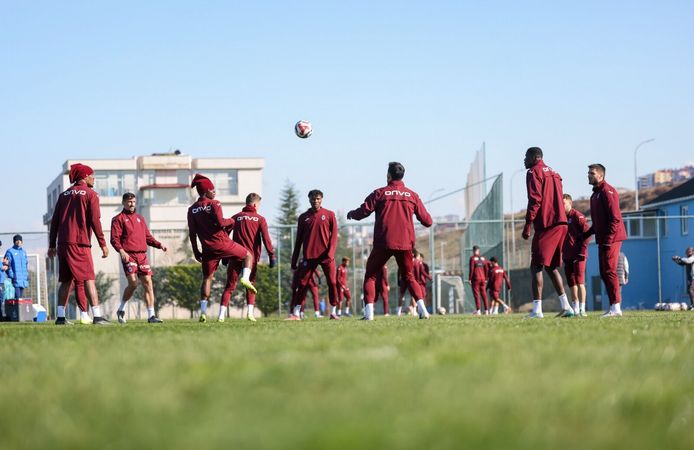 Trabzonspor, Çaykur Rizespor maçı hazırlıklarını sürdürdü