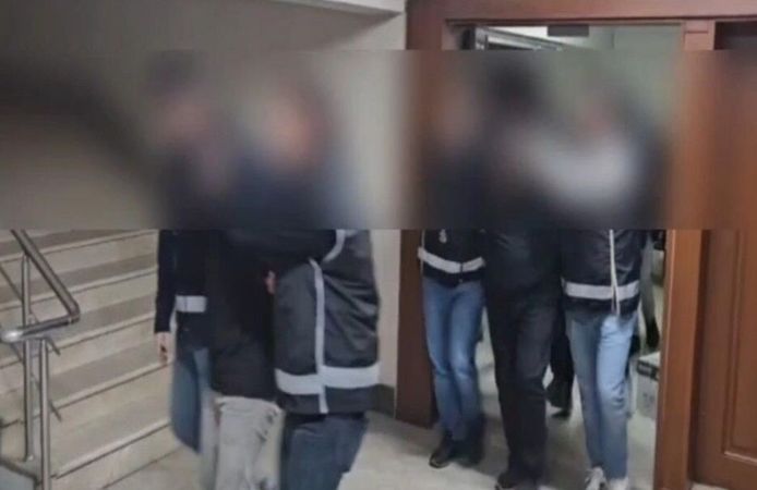 Ehliyet sınavı için kopya düzeneği kuran kişiler tutuklandı