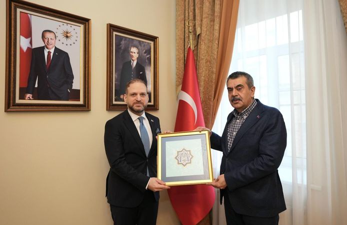 Bakan Yusuf Tekin’den Rusya ziyareti