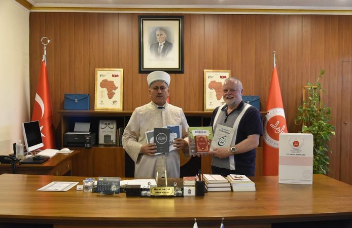 Antony İslamiyet’i seçti: İsa ismini aldı, müftülükte ihtida merasimi düzenlendi