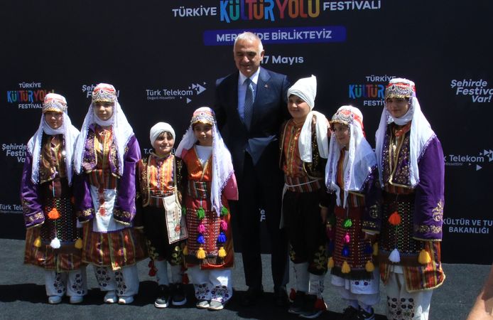 Mersin Kültür Yolu Festivali görkemli törenle başladı